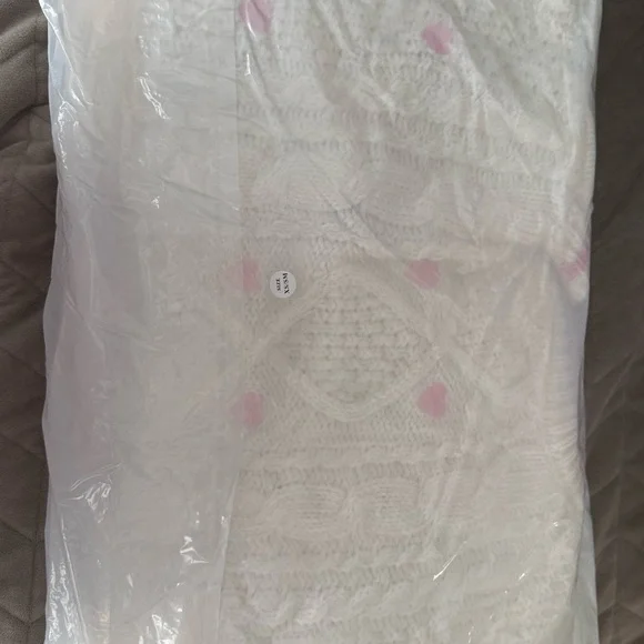 Taylor Swift Lover Cardigan XS/Small. Still in packaging.Never opened.Authentic - Picture 4 of 4